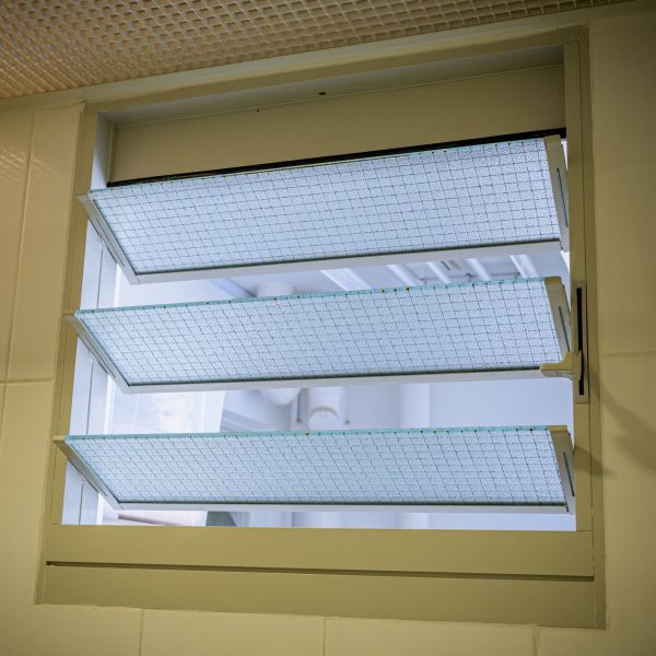 Cost of Slatted Window Repair in Santa Rosa
