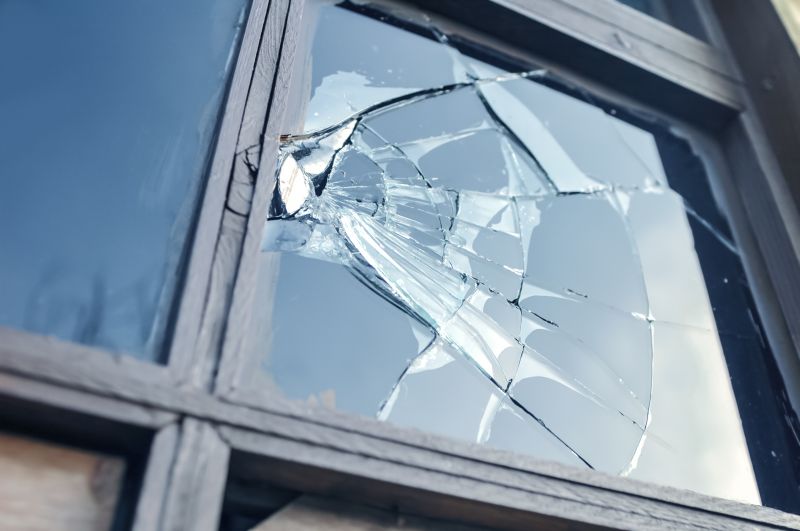 Cracked Window Repair detail